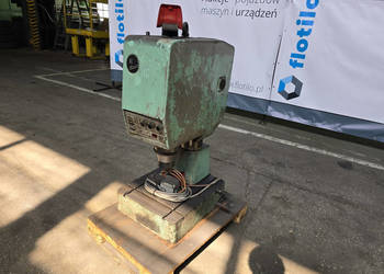 Hydrauliczna nitownica radialna (nity stalowe pełne do 16 mm) JM-16-C (23)
