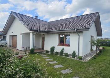 Dom wolnostojący na sprzedaż