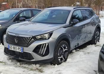 Peugeot 2008 II 1.2 1,2 hybryda automat tylko 7000 km