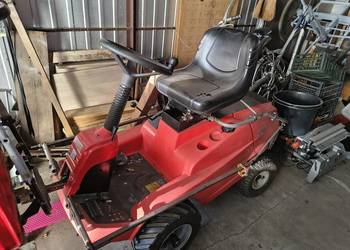 Traktor ogrodowy