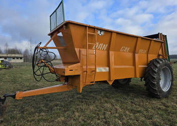 Rozrzutnik obornika DANGREVILLE 14 ton łańcuchy hakowe