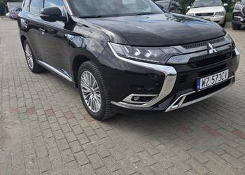 Mitsubishi 2.4 Outlander Plug-in Hybrid