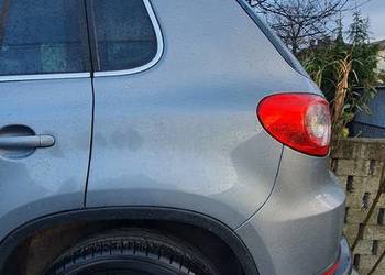 VW Tiguan I 2.0 TDI CR LR7N błotnik lewy tył