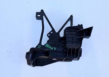 MERCEDES W213 UCHWYT PRAWY MOCOWANIE PRAWE PASA PRZÓD A2136206500