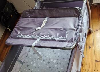 Łóżeczko turystyczne dla dziecka niemowlaka