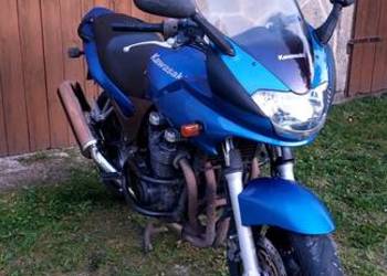 Kawasaki ZR7-S