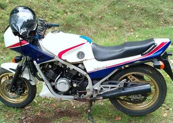 Honda VF750F nie WSK MZ CZ SHL JAWA SUZUKI YAMAHA KAWASAKI