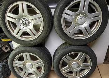 VW passat B5 fl/felgi 5 ramienne /komplet 4sztuki /z dekielkami z oponami