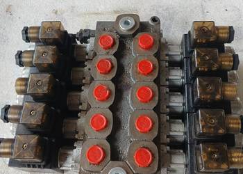 Rozdzielcz hydrauliczny 5-sekcyjny HPMV-3 sterowanie elektryczne