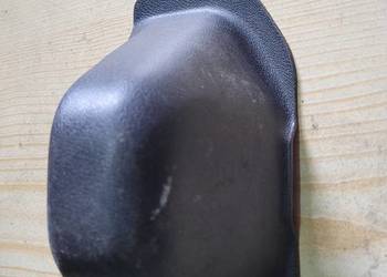 Suzuki Vitara I 88-99 Osłona mocowania fotela