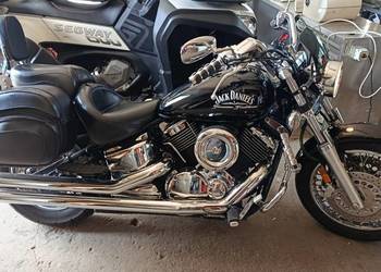 Yamaha XVS 1100 Vstar Custom.