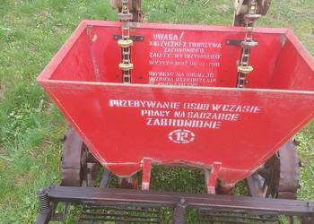 Sadzarka do ziemniaków akpil