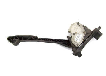 Volvo XC70 2.4 D5 Pedal gazu Potencjometr