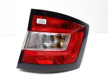 LAMPA PRAWA PRAWY TYŁ TYLNA 6V9945096 SKODA FABIA III KOMBI