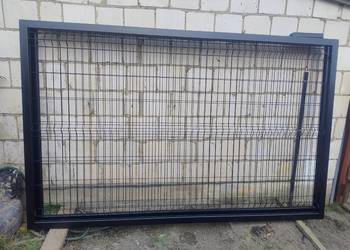 Brama wjazdowa z panelem płot ogrodzenie siatka