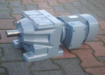Motoreduktor 1.1kw. 21obr./min..