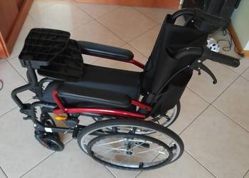 Wózek inwalidzki lekki aluminiowy składany