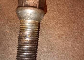 20 śrub do kół VW,audi,seat,fiat i inne , klucz 17, wytrzymałośc 10,9