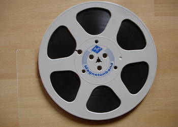 Szpula magnetofonowa z taśmą AGFA 26,5cm (plastikowa)