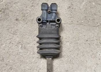 Zawór poziomowania kabiny Renault Range T