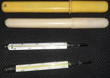 Dwa termometry medyczne z okresu PRL