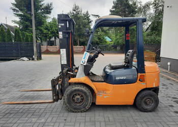 Wózek widłowy TOYOTA Geneo 20 627FDF25 + przedłużki wideł (2 t / 3,3 m)