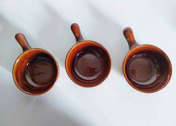 kokilki/miseczki z rączką, 3 sztuki, porcelit, Pruszków, PRL