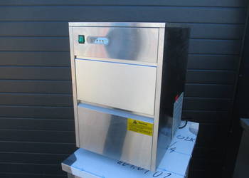 KOSTKARKA GASTRONOMICZNA 20KG/24H STALGAST 871120