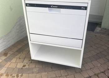 Zmywarka nablatowa w sztafce