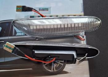 Dynamiczne Kierunkowskazy LED Crystal Boczne BMW E60 E61 E87 E90