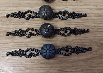 Stare uchwyty do mebli z lat 70 Cena za 4 szt Stare uchwyty do mebli z lat 70 Cena za 4 szt