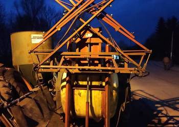 Opryskiwacz Amazone 600l