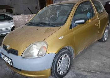 Toyota yaris 1999 na części fotele, silnik, drzwi, maska, itp