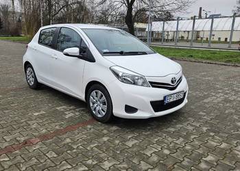 Toyota Yaris III, 2013 r., 1.0 69KM VVT-i + LPG, wersja Luna