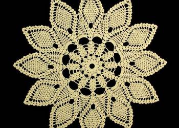 Serwetka szydełkowa 35cm (S117)