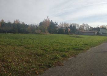 Sprzedam działkę budowlaną