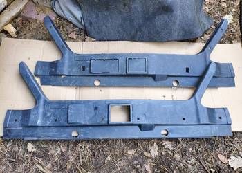 Mercedes W124 osłona tylnego pasa bagażnika 124 sedan