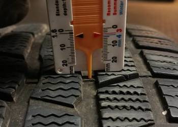 Opony zimowe 225/45/17