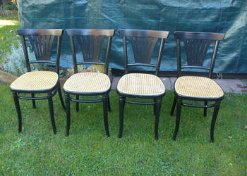 Krzesła gięte - używane. Krzesła gięte - używane.