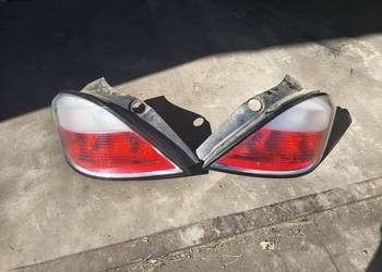 Astra H hackback 5D lampa tył prawa i lewa