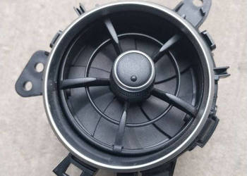 Kratka nawiewu deski prawy przód toyota auris II Lift e18