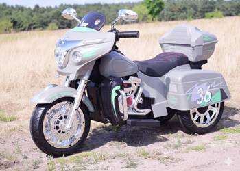 Autko motorek 3 KOŁOWY MOTOR GOLDWING na akumulator dla dzieci jeździk biał