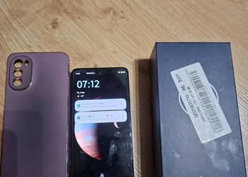 Sprzedam Motorola G52 biały