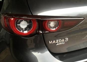 Mazda 3 BP hatchback 2024 lampy tylne zewnętrzne
