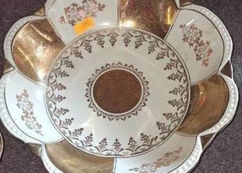 Patera. Syg. Oskar Schlegelmilch. Ecru. Ze złotem.  Wielka. O Śr. 3 Patera. Syg. Oskar Schlegelmilch. Ecru. Ze złotem.  Wielka. O Śr. 3