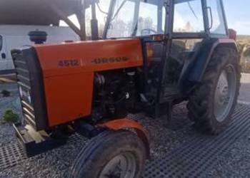 Ciągnik Ursus 4512