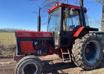 Case international 845xl z kołami do miedzyrzedzi