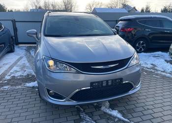 Chrysler Pacifica 2018 r. 3.6 bogate wyposażenie