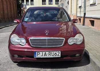 Mercedes c klasa maska zderzak reflektor
