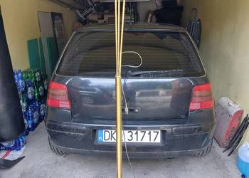 Lampa stojąca złota
